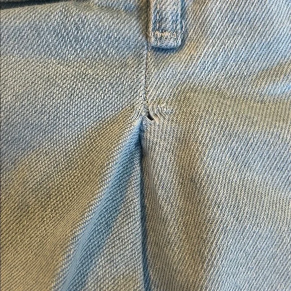 Bershka Balloon Barrel Jeans Cropped High Rise Light Wash Trendy Denim - Picture 7 of 7